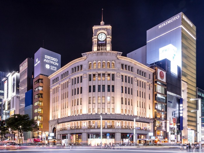 1598px-Ginza-WAKO_at_night.jpg