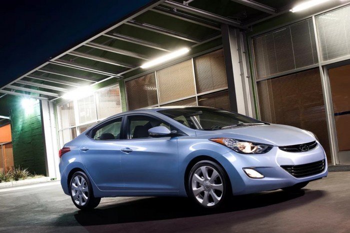 Screenshot_2020-02-13 Hyundai recalls 430,000 Elantra models for suddenly catching fire - Roadshow.jpg