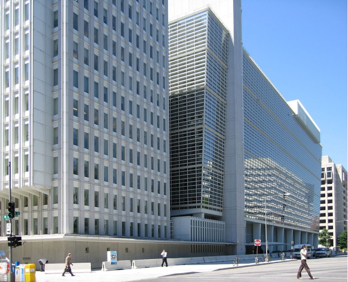1200px-World_Bank_building_at_Washington.jpg