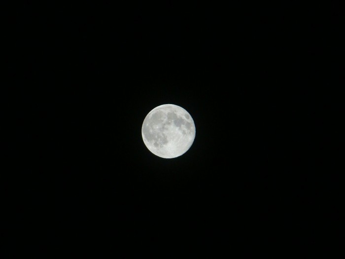 supermoon-426471_1280.jpg