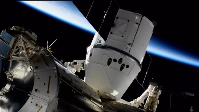 Screenshot_2020-03-10 spacexdocked jpg（WEBP 图像，1092x614 像素） - 缩放 (97%).jpg