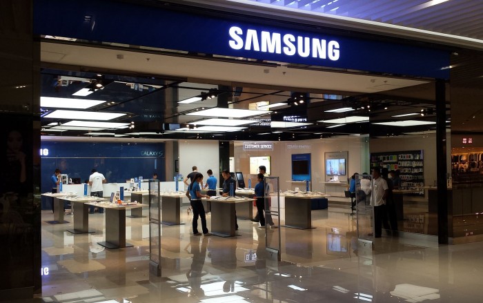 Samsung_in_SM_Aura,_Bonifacio_Global_City.jpg