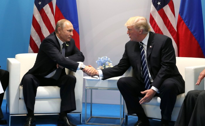 Vladimir_Putin_and_Donald_Trump_at_the_2017_G-20_Hamburg_Summit_(2).jpg