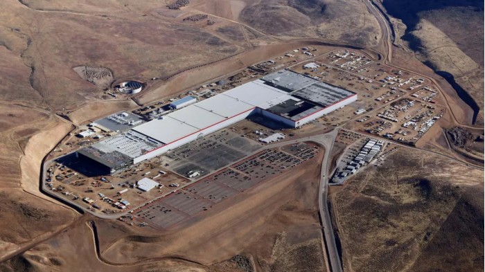 Screenshot_2020-05-14 tesla-gigafactory jpg（WEBP 图像，1092x614 像素） - 缩放 (97%).jpg