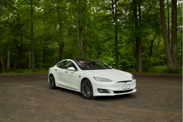 Screenshot_2020-06-16 2019-tesla-model-s-long-range-01 jpg（WEBP 图像，1092x728 像素） - 缩放 (82%).jpg