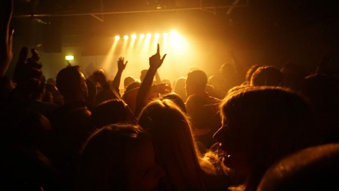 party-concert-music-good-mood.jpg