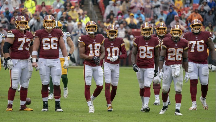 1600px-Washington_Redskins_(43964005265).jpg