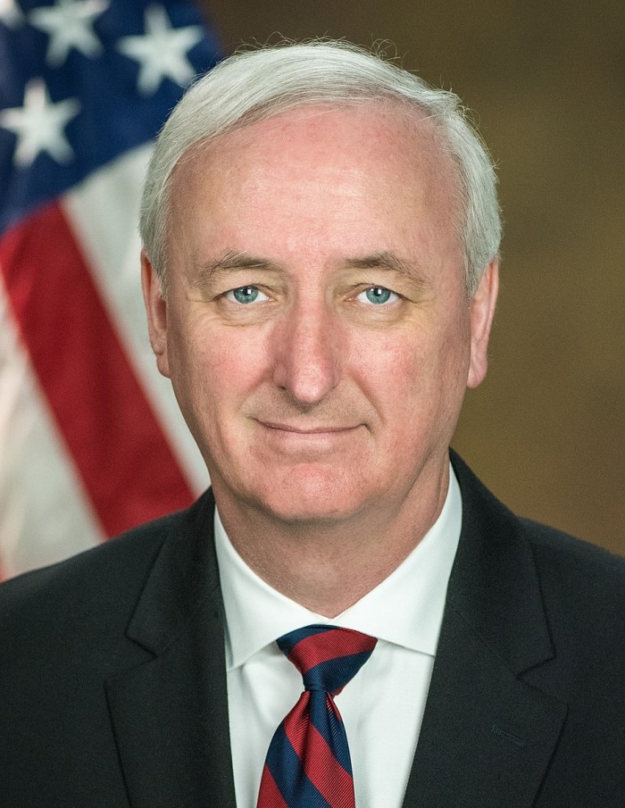 926px-Jeff_Rosen_official_DOJ_portrait_(cropped).jpg