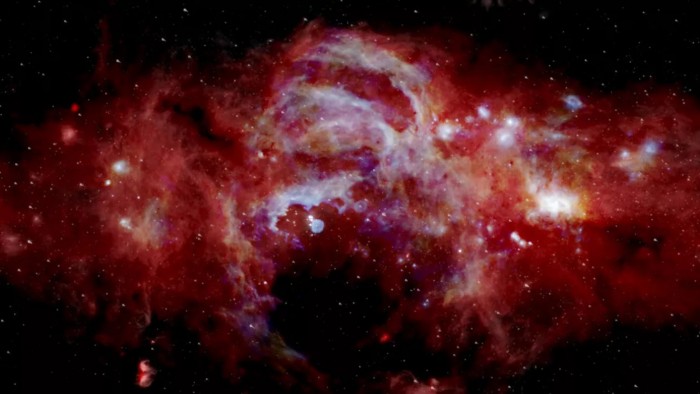 Screenshot_2020-08-20 Milky Way's center blasts out mystery gas clouds, puzzling scientists.jpg