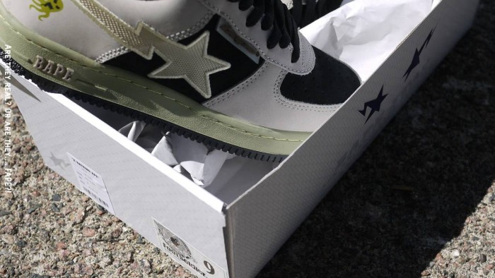 bapesta_sneakers-1280x720.jpg