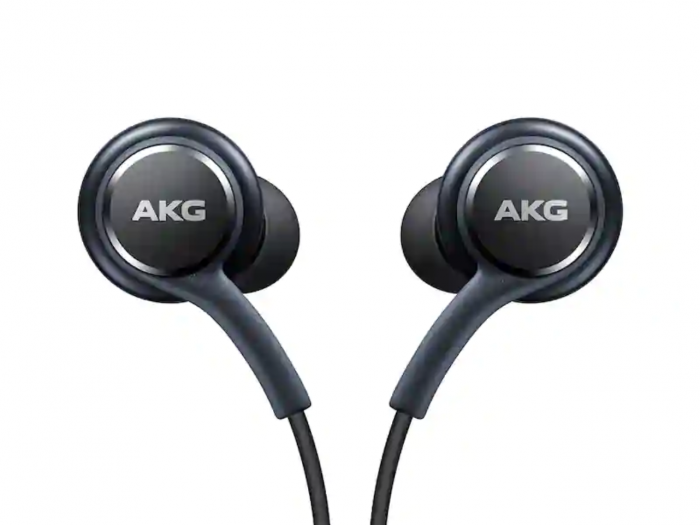Screenshot_2020-11-05 Samsung Earphones Tuned by AKG, Gray Headphones - EO-IG955BSEGUS Samsung US.png