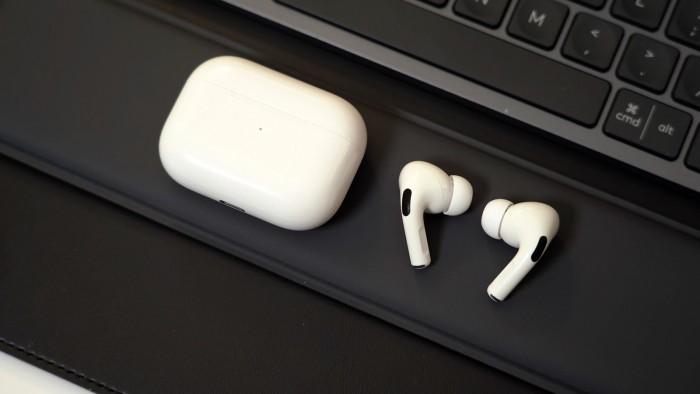 AirPods-Pro[1].jpg