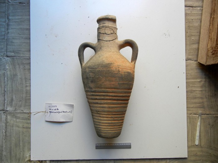 Amphorae-2048x1536.jpg