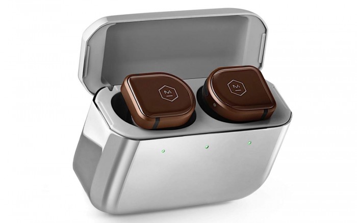 master-and-dynamic-mw08-true-wireless-earbuds-3.jpeg