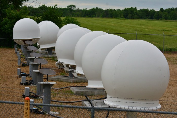 SPACEX-STARLINK-GROUND-STATIONS-MERRILLANN-WISCONSIN-JUNE-2020-1-1480x987.jpg