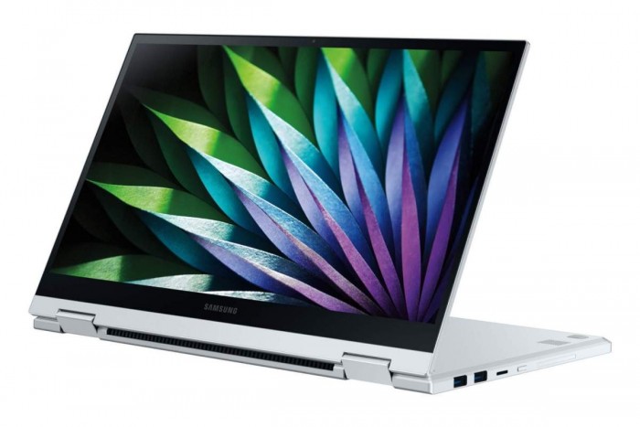 Galaxy_Book_Flex2_Alpha7_R-Perspective_Windows_Royal_Royal_Silver_RGB-1200x800.jpg