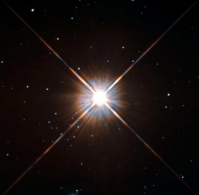 Proxima-Centauri-Hubble-777x762.jpg