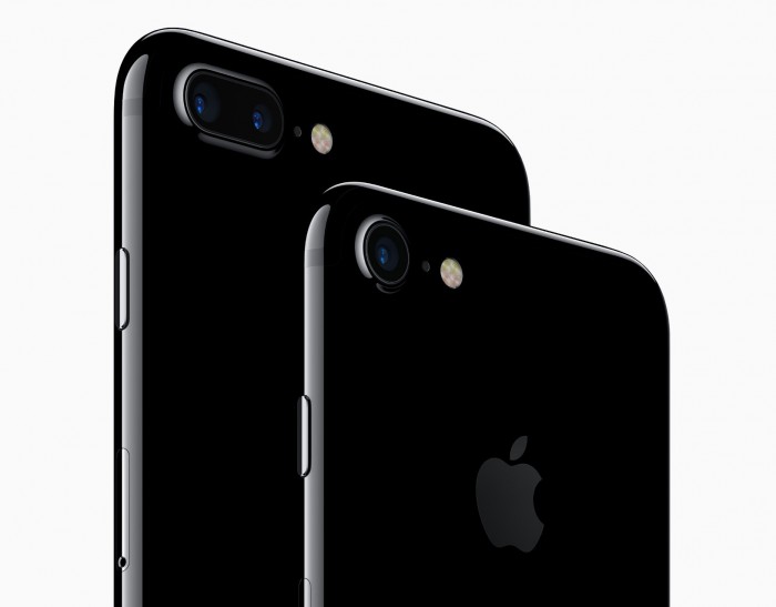 thief-steals-iphone-uses-it-for-facetime-hours-later-gets-caught-533068-2.jpg