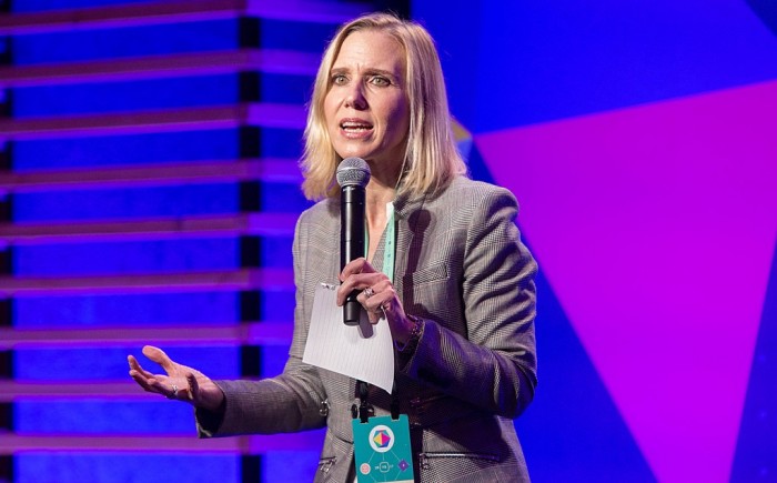 1024px-Facebook_F8_Developer's_Conference_2017_Marnie_Levine_Instagram_(33324521613).jpg