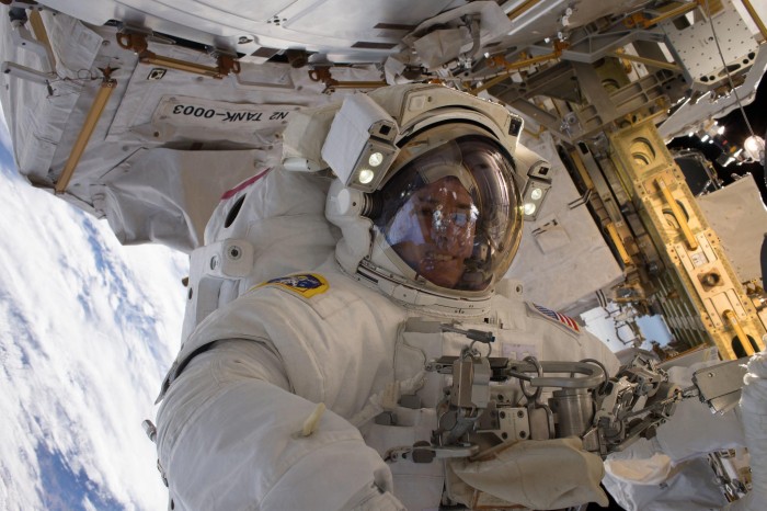 NASA-Astronaut-Shane-Kimbrough-Spacewalk.jpg