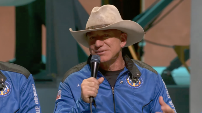 JEFF-BEZOS-BLUE-ORIGIN-PRESS-CONFERENCE-740x417.png