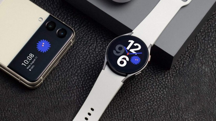 galaxywatch4-with-zflip3-1280x720.jpg
