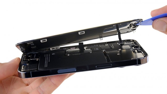 44681-86773-210924-iPhone13Pro-xl.jpg