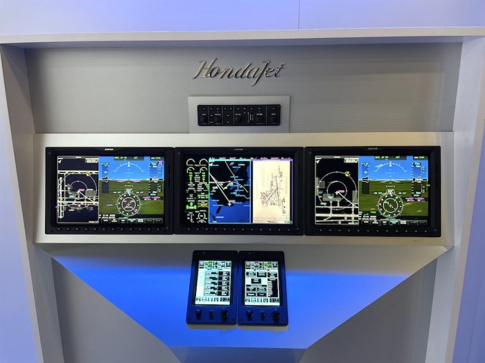 hondajet-2600-avionics.jpg