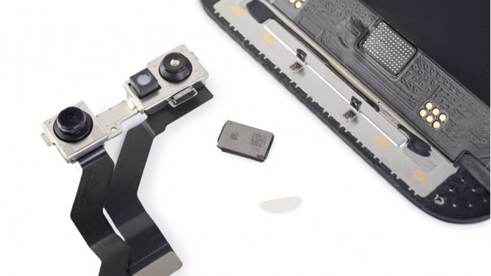 iphone13_faceid_display_ic_169.jpg