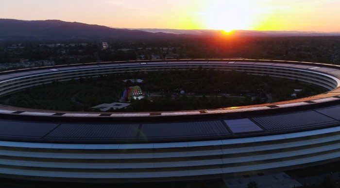 46090-89704-44138-85790-210831-ApplePark-xl-xl.jpg
