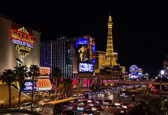 Las_Vegas_(Nevada,_USA),_The_Strip_--_2012_--_6232.jpg
