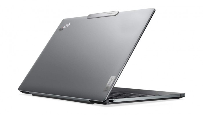 05_ThinkPad_Z13_Hero_Rear_Facing_Right.jpg