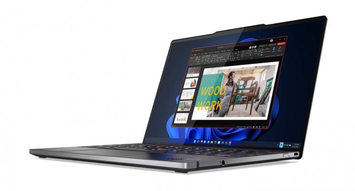 02_ThinkPad_Z13_Hero_Front_Facing_Right.jpg