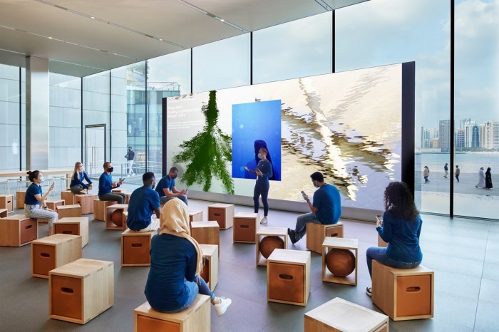47141-91850-Apple-Al-Maryah-Island-preview-forum-xl.jpg