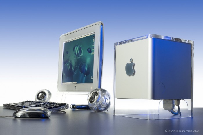 47595-92931-Power-Mac-G4-Cube_2_C-xl.jpg
