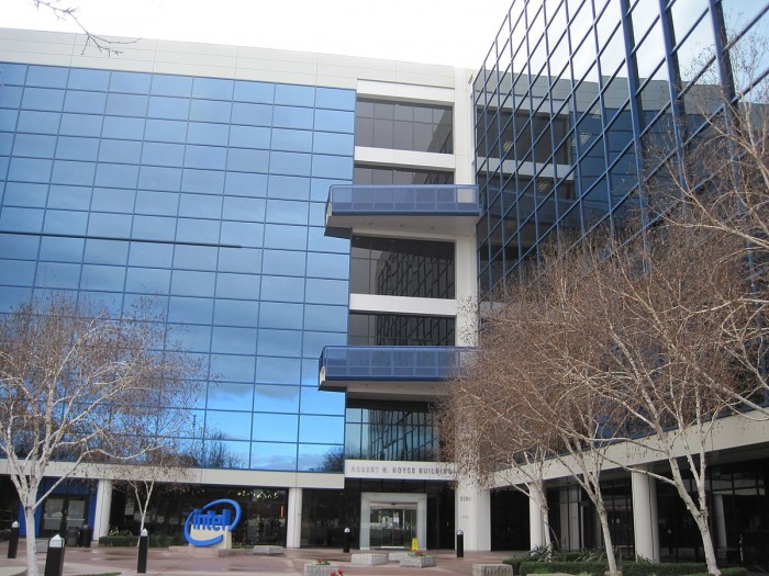 1200px-Intel_HQ_exterior_3.jpg