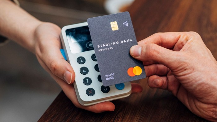 skynews-starling-bank-card_5621061.jpg