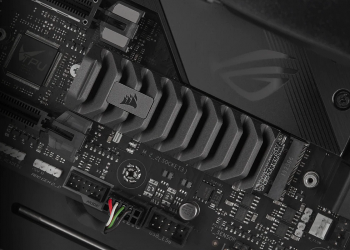 Corsair-MP700-PCIe-Gen-5-NVMe-M.2-SSD-1.png