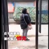女子在派出所大哭称被骗15元 一查是爱奇艺自动续费