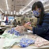 日本制衣公司用泳衣生产可洗式反复多次使用口罩