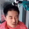 东北小伙发明自动理发机器人 网友：非常好用就是有点费头