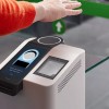 亚马逊宣布Amazon One掌纹识别技术 无人商店可抬手支付