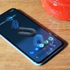 早期用户吐槽Pixel 5智能机的屏幕玻璃做工太差