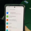 疑似Redmi K40真机谍照曝光：采用OLED挖孔屏