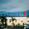 报价150亿美元 加拿大连锁便利店Couche-Tard探索收购家乐福