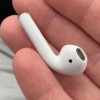 马萨诸塞州男子睡梦中吞下了自己的AirPod