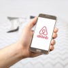 Airbnb通过推出新计划让人们在夏季进行更安全的旅行