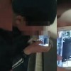 想毁掉一个农村娃，就给他一部手机？