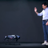 小米第一代仿生四足机器人CyberDog亮相：命名“铁蛋”