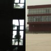 超200名学生在废弃厂房每天8小时封闭式授课 保安称全是工人